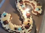 Une photo de number cake chocolat