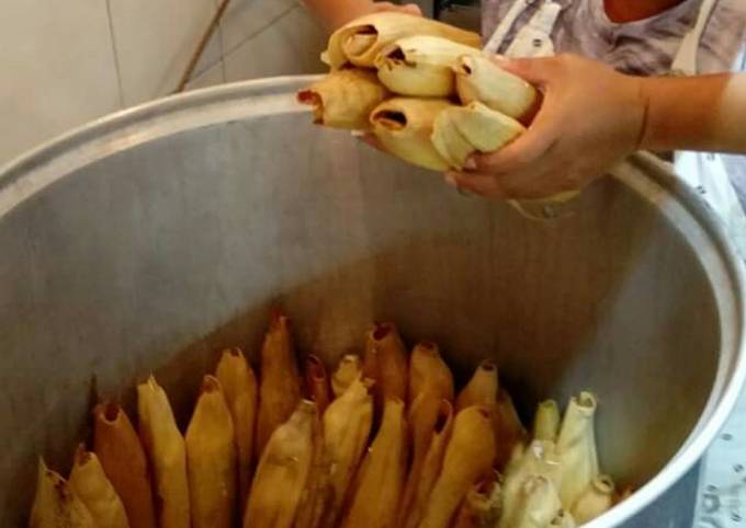 Tamales oaxaqueños (mole negro) con pollo Receta de Yaz De Lopez- Cookpad