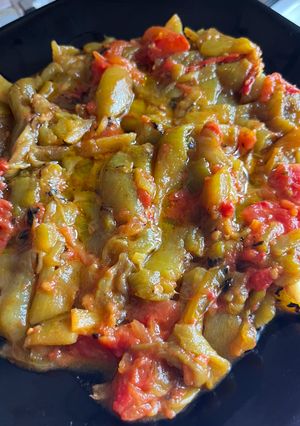 Une photo de Salade de poivrons grillés(Tchakchouka algérienne)