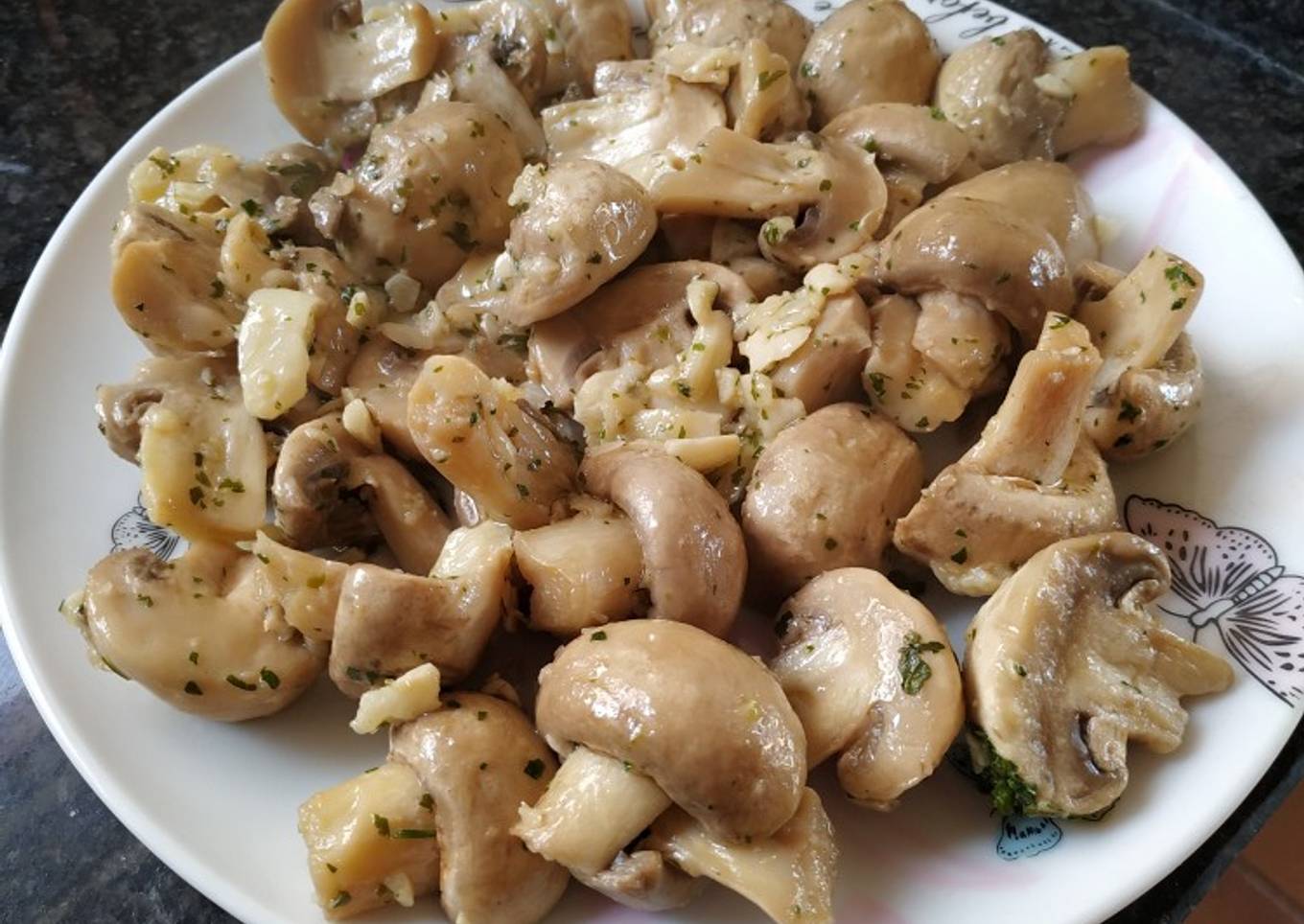 Champiñones al ajillo en Thermomix