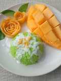 Pandan Sticky Rice with Mango (Khao Niew Mamuang)