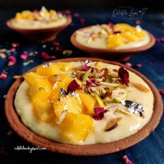 A picture of Shahi Mango Firni.