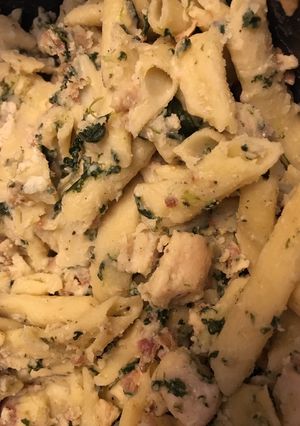 A picture of Chicken & Bacon Pasta.
