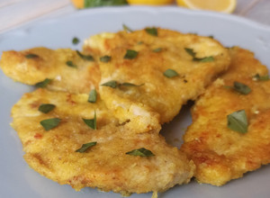 Foto di Petti di pollo al curry, basilico e limone