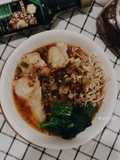 Spicy Wonton Noodle in Chilli Oil