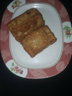 A picture of Egg and milk coated bread.