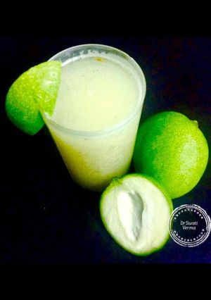 A picture of Aam panna (Refreshing drink).