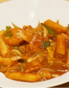 韓式泡菜炒年糕 的食譜成品照片