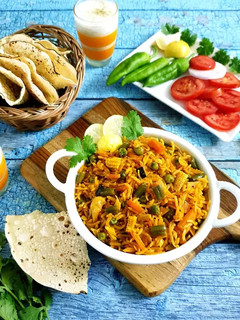 A picture of Tawa pulao.