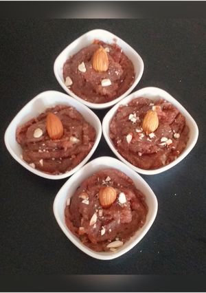 A picture of Chikoo Halwa.