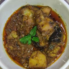 Masala Baingan Aloo A picture of Masala Baingan Aloo.