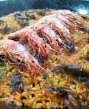 Arroz con gamba roja, alga dulse y caldo de alga fucus con azafrán