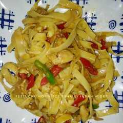 รูปของ Fettuccini Hot Spicy Tuna