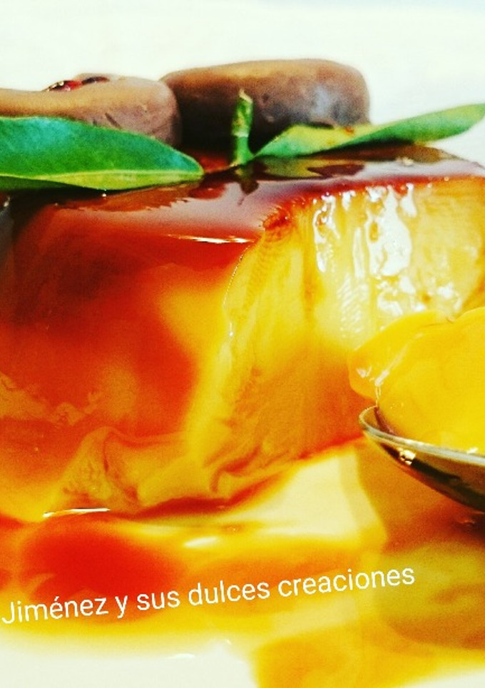 Una foto de Flan de vainilla y anis