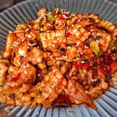 A picture of Cumi pedas.