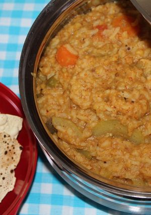 A picture of Bisi Bela Bath/Hot Lenthil Rice.