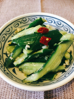 【夏季清涼食譜】涼拌小黃瓜 的食譜成品照片