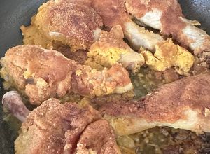 Foto di Cosce di pollo saporiti