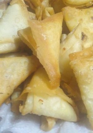 صورة لوصفة سمبوسه بالسبيط ومشكل جبن