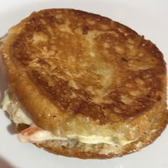 A picture of Creamy Burger.