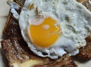 Una foto de bistec a la plancha