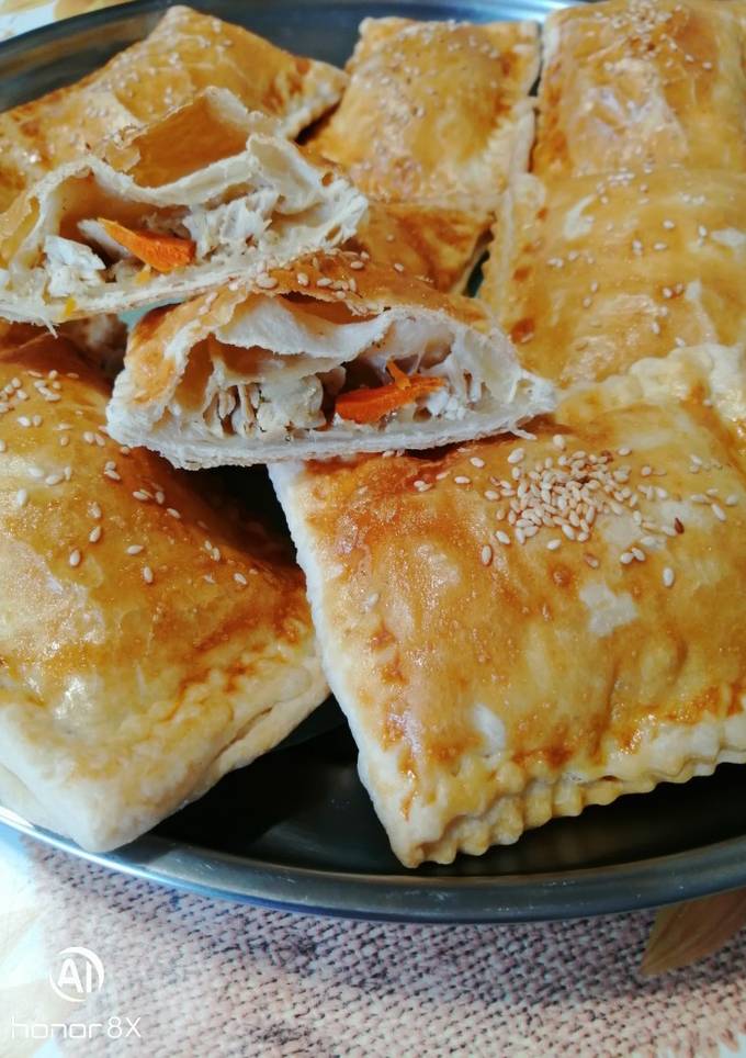 Слойки з куркою