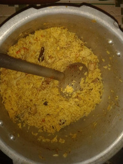 குக்கரீல் சிக்கன் பிரியாணி செய்முறை முக்கிய புகைப்படம்