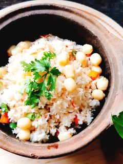 Hình của món Cơm chiên hạt sen.