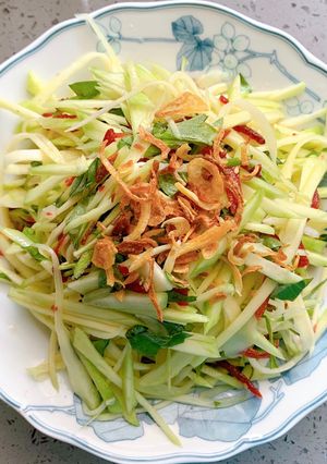 Hình của món Gỏi xoài khô bò.