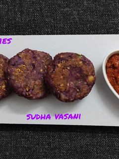 રતાળુ ની ફરાળી પેટીસ (Purple Yam Pattice Recipe In Gujarati) રેસીપી મુખ્ય ફોટો