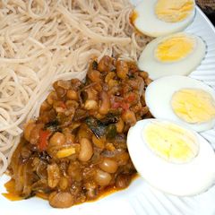 A picture of BEANS SAUCE 😋.
