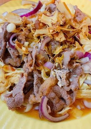 涼拌洋蔥牛 的食譜成品照片