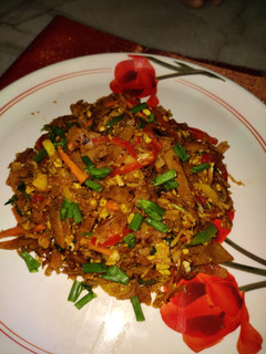 கொத்து (முட்டை) சப்பாத்தி(egg kothu chapati recipe in tamil) செய்முறை முக்கிய புகைப்படம்