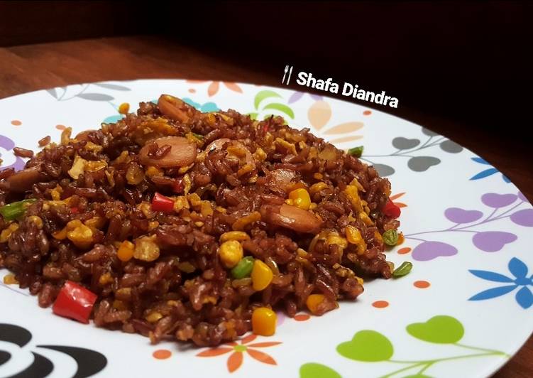 Nasi Goreng (beras merah) #masakanindo 🇲🇨