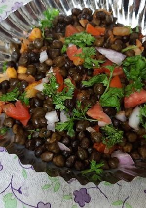 A picture of Boil green chickpeas chatpata chaat masala.