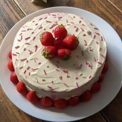 Strawberry Cake A picture of Strawberry Cake.