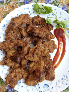 ক্রিস্পি চিকেন (crispy chicken recipe in Bengali) রেসিপির প্রধান ছবি