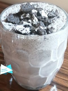 صورة لوصفة أوريو باللبن