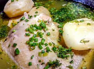 Una foto de FONDO Gordo de Pollo...!❣️