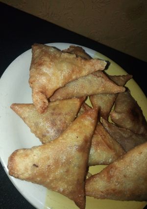 A picture of Crunchy samosa.