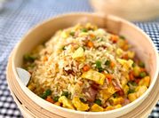 Una foto de arroz tres delicias