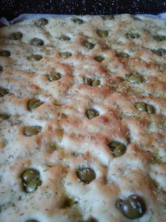 Focaccia al rosmarino recept fotója