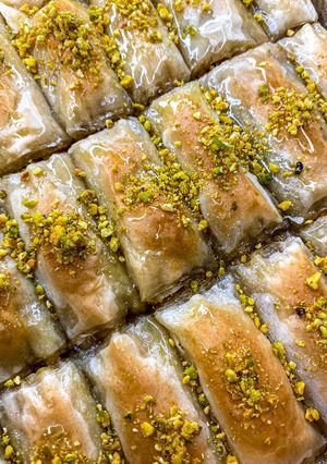 صورة لوصفة بقلاوة بالفستق الحلبي