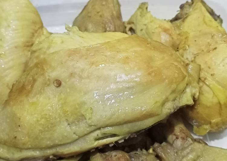 Ayam ungkep bumbu kuning