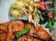 Una foto de postas de pescado