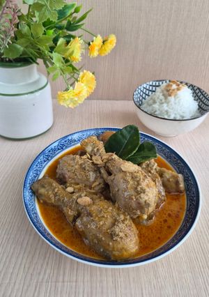 Foto resep Gulai Ayam Bumbu Instant