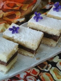 Kétszínű, krémes sütemény! Glutén- és tejmentesen recept fotója