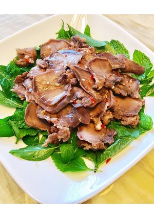 Hình của món Nộm lưỡi 🐷.