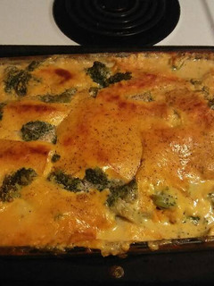 A picture of Chessy chicken & broccoli.