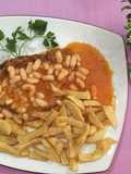 Filetes de magra de cabeza a la sobrasada con alubias